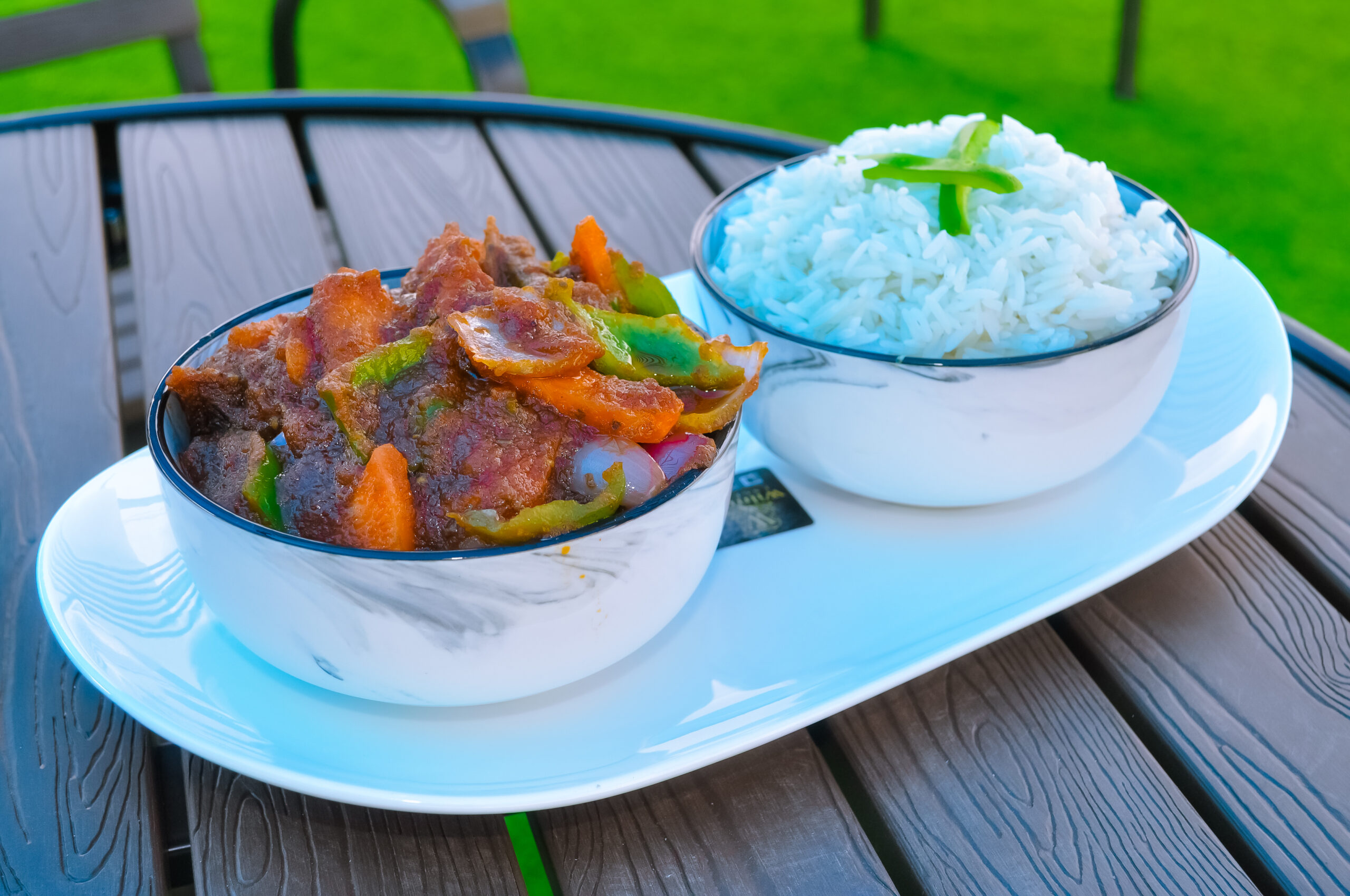 STEAMED RICE & PORK GRAVY